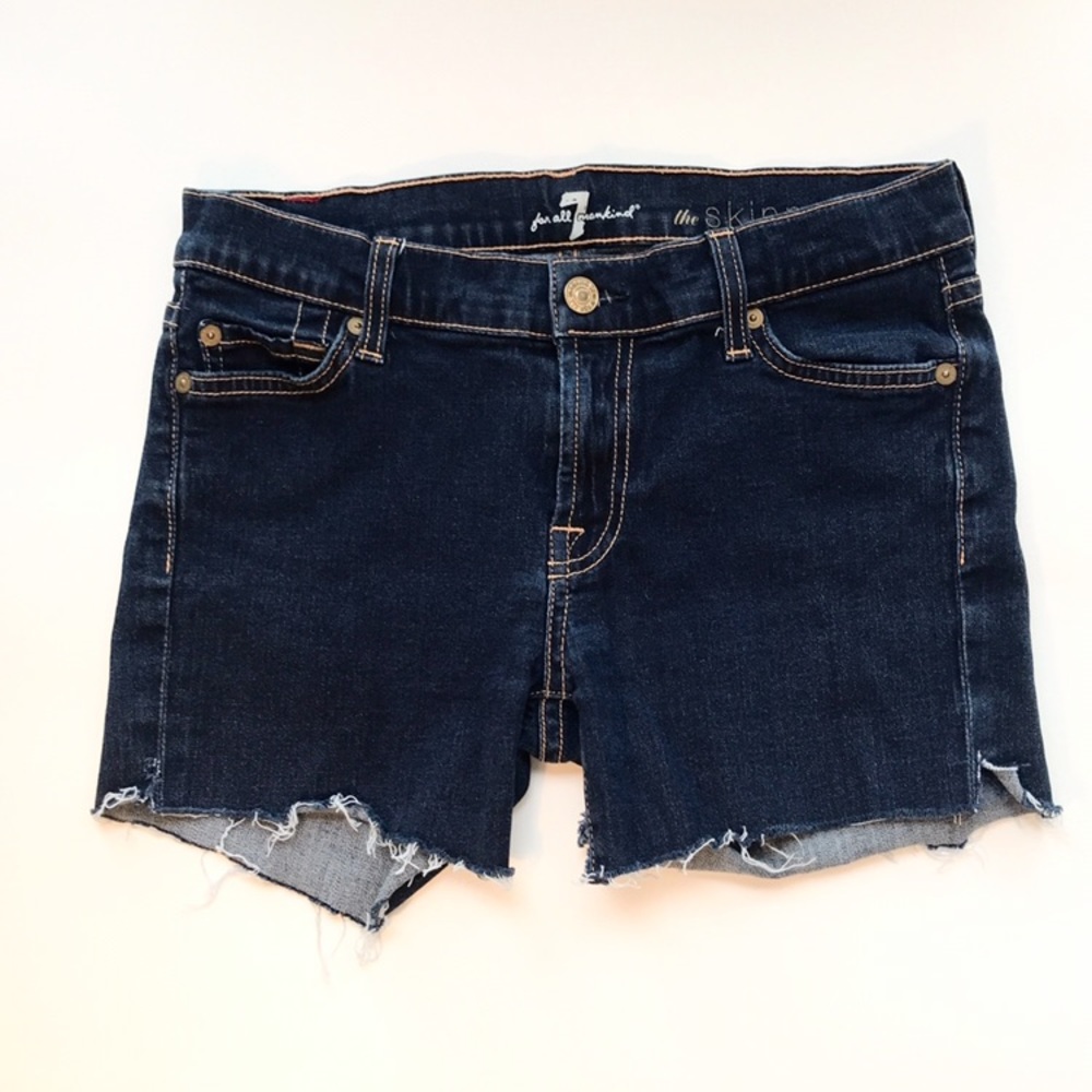 7 FOR ALL MANKIND The Skinny - Cut off Short 27